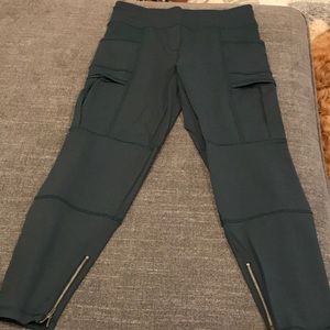 Lululemon pants, good condition